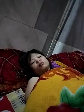 LinhNa999 online show from 11-28-25, 02:09