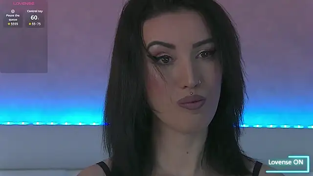 EnyaHazell online show from 11-19-25, 07:25