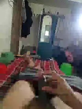 Snapshot of hotbull30 chatting on 05-17-26, 10:11 hotbull30 online show from 05-17-26, 10:11