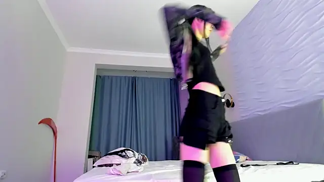 kawai mai online show from 11-02-25, 02:41