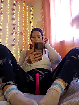 Snapshot of Mila_Luciphya chatting on 02-06-26, 09:01 Mila Luciphya online show from 02-06-26, 09:01