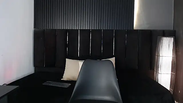 Dominic ghost online show from 09-15-25, 10:54