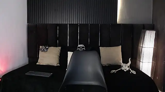 Dominic ghost online show from 10-12-25, 01:04