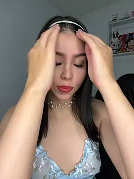 Snapshot of natsu_saori chatting on 03-13-26, 03:35 natsu saori online show from 03-13-26, 03:35