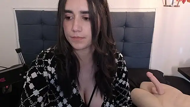 elowen halley1 online show from 09-19-25, 07:14