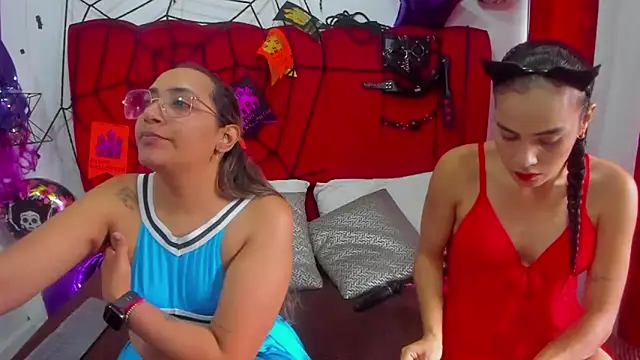 IsabelaANDalahia online show from 10-21-25, 01:45