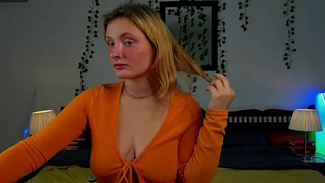 Ariana Spring online show from 09-11-25, 02:22