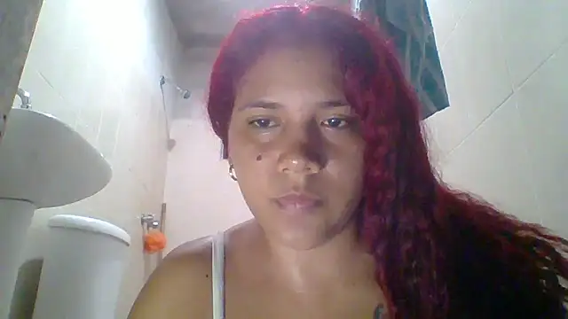 Snapshot of Daila_Lucia chatting on 06-18-26, 07:52 Daila Lucia online show from 06-18-26, 07:52