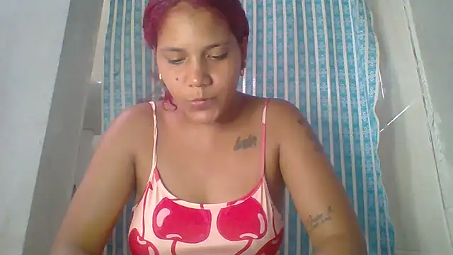 Snapshot of Daila_Lucia chatting on 06-19-26, 10:57 Daila Lucia online show from 06-19-26, 10:57