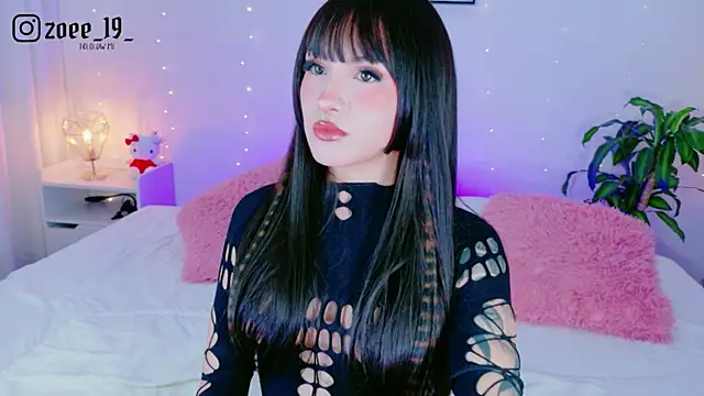 cuteezoe online show from 03-25-26, 03:56