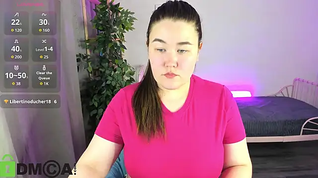 Tara Torres online show from 12-16-25, 09:03