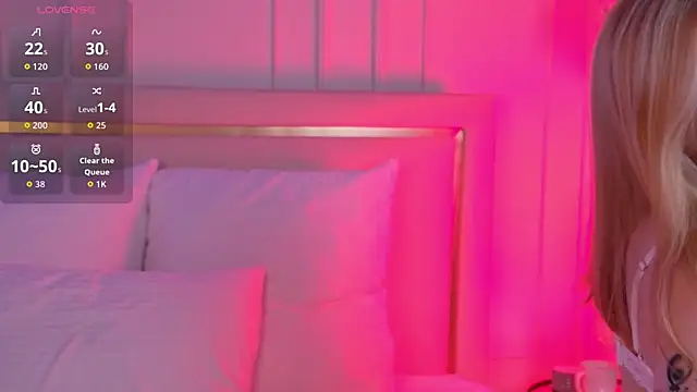 VelvetHell online show from 10-05-25, 03:38