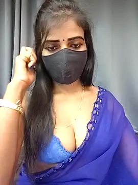 Misss-julli online show from 02-12-26, 02:23