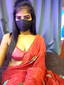 Misss-julli online show from 04-11-26, 07:02
