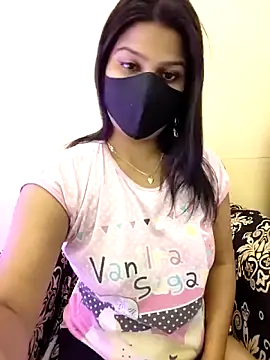 hoty sonali online show from 10-18-25, 05:57