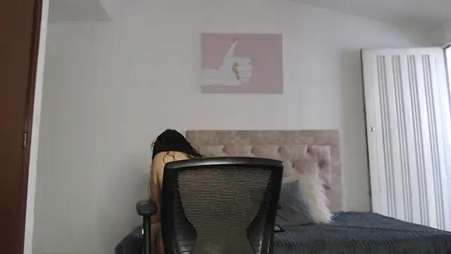 Snapshot of Noapino chatting on 12-03-25, 07:45 Noapino online show from 12-03-25, 07:45