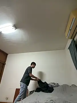 Foxfoxfox4 online show from 04-26-26, 02:48