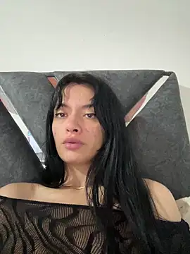 LiaCollings online show from 05-11-26, 02:45