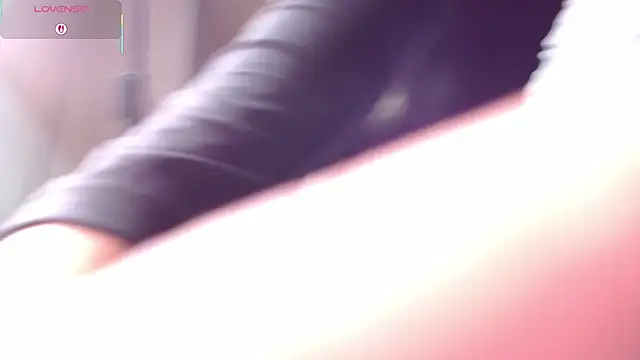 Lina Montclair online show from 11-13-25, 07:35