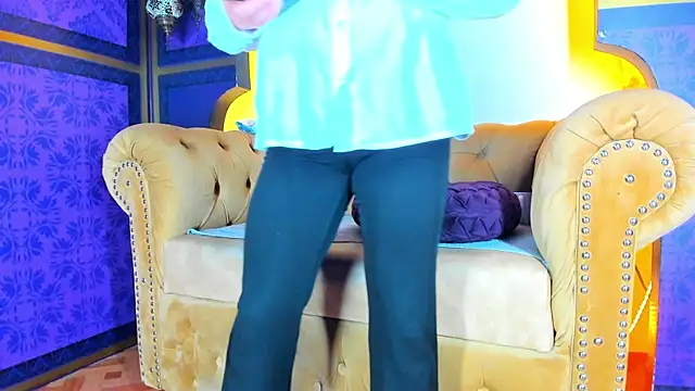 Snapshot of Scarlett_Barnes chatting on 11-07-25, 11:43 Scarlett Barnes online show from 11-07-25, 11:43