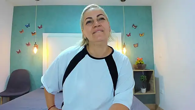 Heidy milf online show from 09-20-25, 08:32