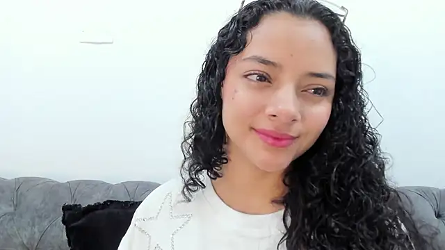 Snapshot of Angellit_Afrodita_ chatting on 10-07-25, 11:40 Angellit Afrodita online show from 10-07-25, 11:40