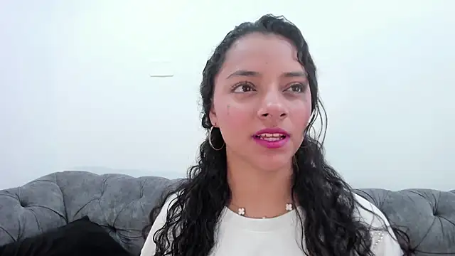 Snapshot of Angellit_Afrodita_ chatting on 11-25-25, 10:59 Angellit Afrodita online show from 11-25-25, 10:59