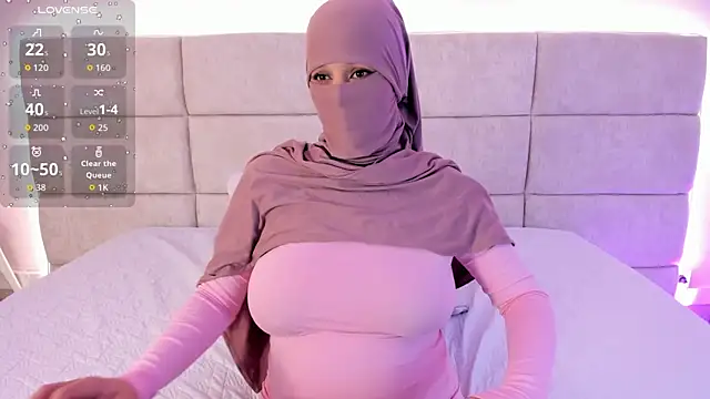 Snapshot of _Nadiaa chatting on 07-29-26, 07:23 Nadiaa online show from 07-29-26, 07:23