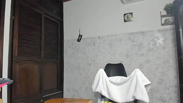 marly charm  online show from 10-30-25, 04:14