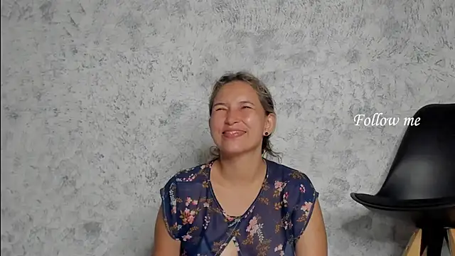 marly charm  online show from 12-17-25, 01:55