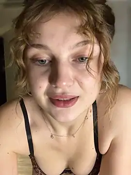 Emaline Fane online show from 06-02-26, 06:43