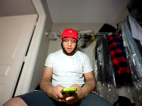 Cloudyy Dayze24 online show from 10-26-25, 08:48