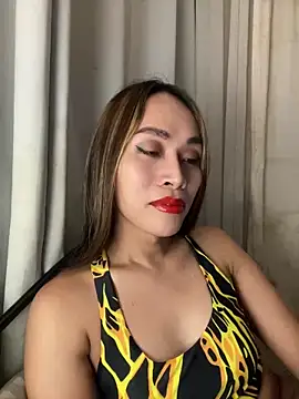 RomanticPearlTS online show from 03-25-26, 01:11