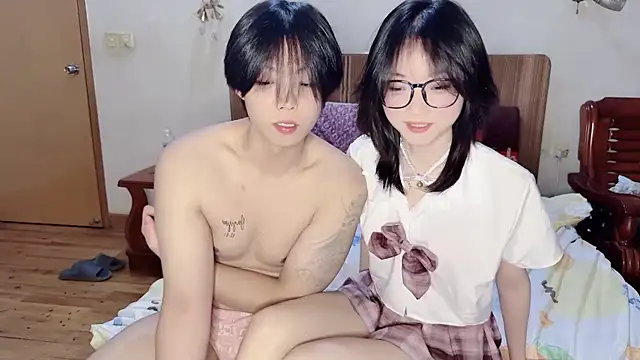 Crush-1 online show from 10-03-25, 04:48