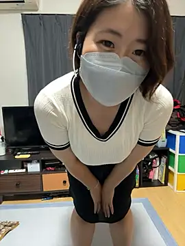 Snapshot of hima-wari0707 chatting on 10-14-25, 01:01 hima-wari0707 online show from 10-14-25, 01:01