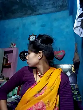 Snapshot of Punam_sony chatting on 09-10-25, 04:51 Punam sony online show from 09-10-25, 04:51