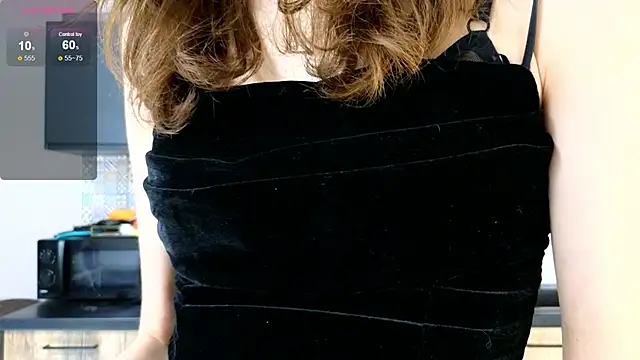 Snapshot of DebiHenks chatting on 02-28-26, 05:03 DebiHenks online show from 02-28-26, 05:03