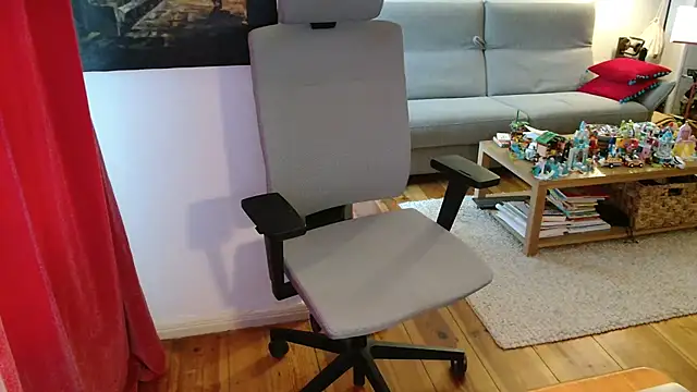 Snapshot of Knecker chatting on 01-15-26, 10:31 Knecker online show from 01-15-26, 10:31