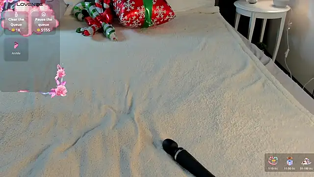 Snapshot of cute_luucy chatting on 12-22-25, 03:14 cute luucy online show from 12-22-25, 03:14