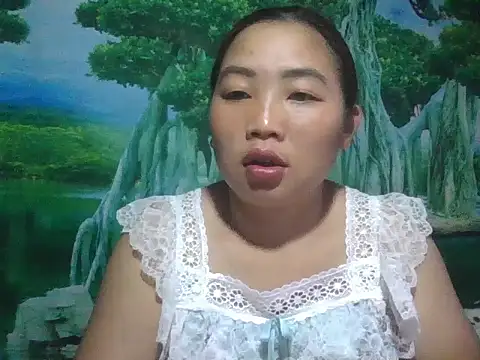 PhamPhung online show from 09-11-25, 11:05