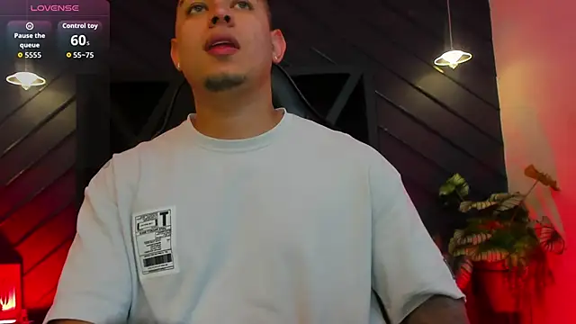 marco garciia  online show from 02-12-26, 11:11