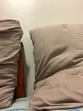 Snapshot of sweetcake87 chatting on 11-27-25, 11:01 sweetcake87 online show from 11-27-25, 11:01