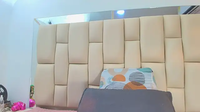 sweet amye online show from 11-25-25, 07:47