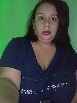 Snapshot of luzdanna chatting on 06-25-26, 03:50 luzdanna online show from 06-25-26, 03:50
