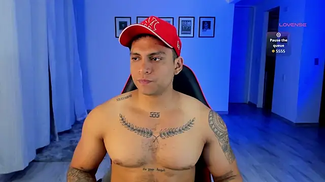 Snapshot of Nicolasmontoya16 chatting on 11-04-25, 04:00 Nicolasmontoya16 online show from 11-04-25, 04:00