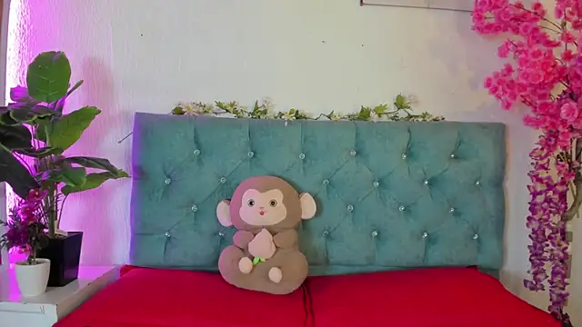 Tommy Lovee online show from 03-07-26, 04:20