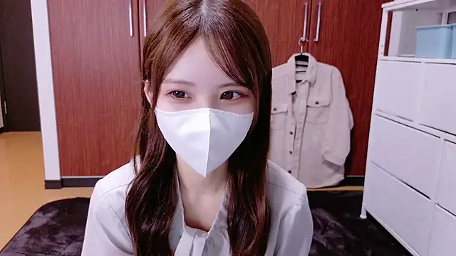 Snapshot of Ema_o0_chan chatting on 09-28-25, 10:31 Ema o0 chan online show from 09-28-25, 10:31