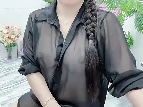 Lyly-2k5 online show from 01-19-26, 01:37