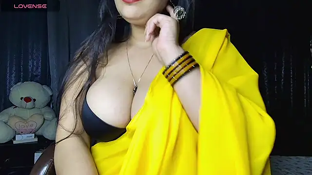 Snapshot of MissNasha chatting on 06-18-26, 07:19 MissNasha online show from 06-18-26, 07:19