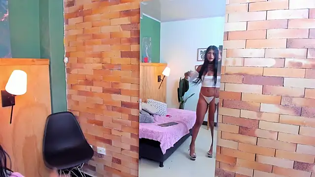 milavega  online show from 11-22-25, 12:04